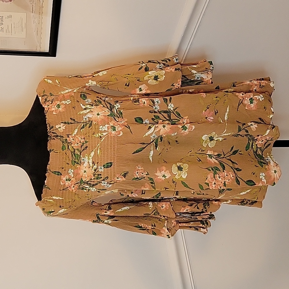 Love You Bunches Floral Off the Shoulder Dress Womens Medium‎